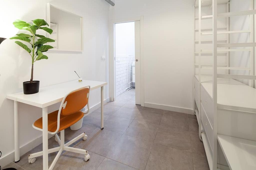 Loft Next To Calle Betis, Best Area Of Seville-Sevillarooms المظهر الخارجي الصورة